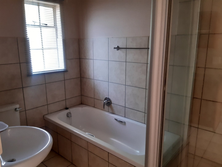2 Bedroom Property for Sale in Bult South North West
